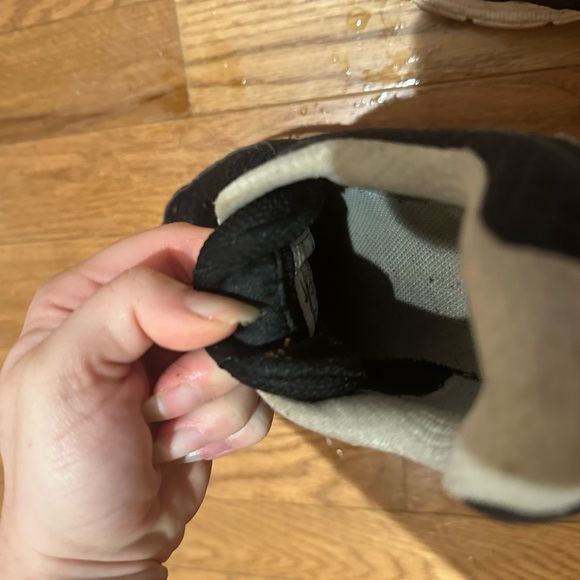 Nike running shoes - Picture 2 of 5